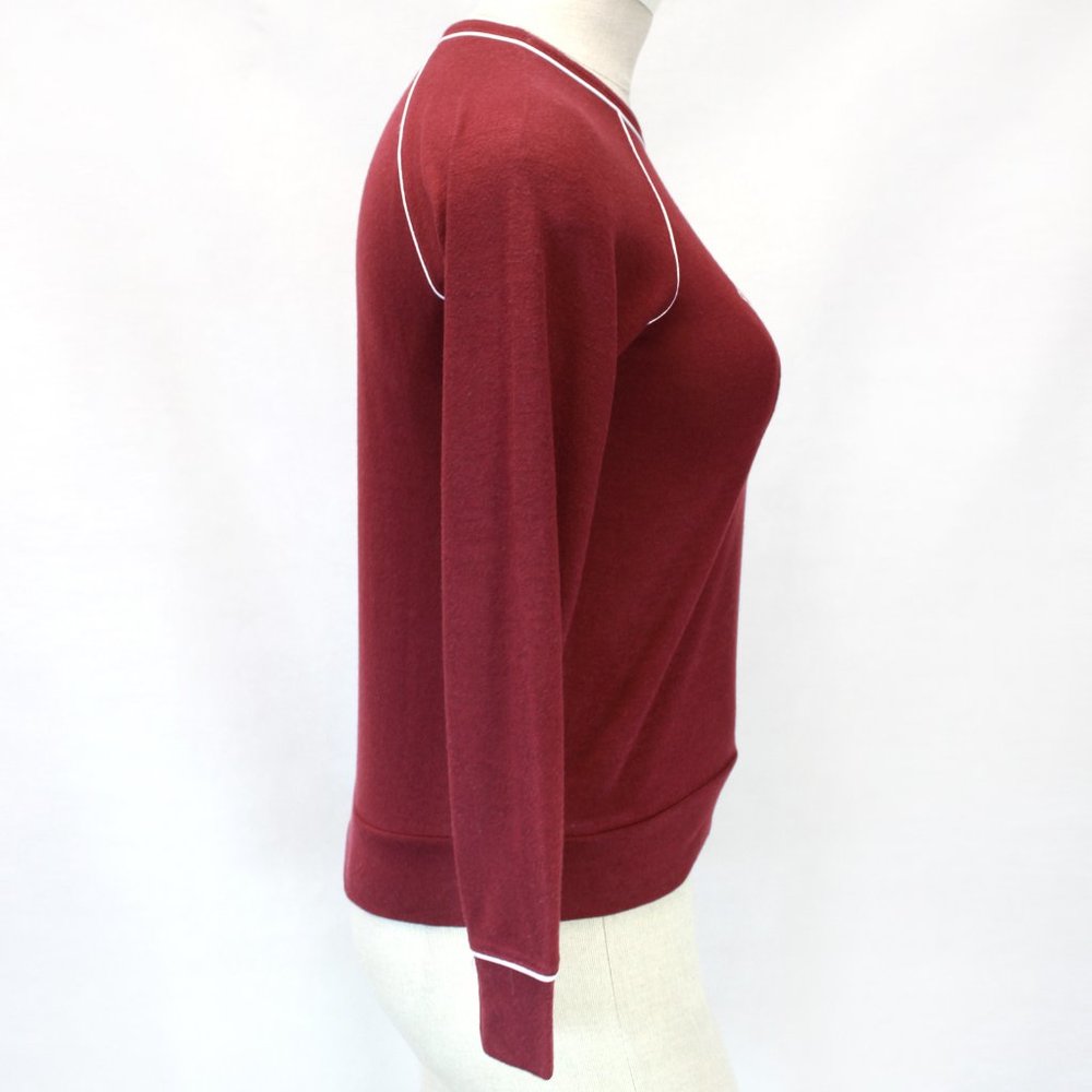 P.J.Salvage Woman Burgundy "Keepin' it COZY" Fleece Pajamas Top Large - Picture 6 of 9